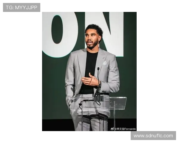 杰森·塔图姆领衔凯尔特人队崛起成NBA新星引领未来篮球时代